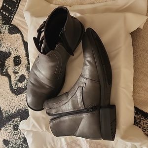 Marc Anthony low shaft fashion boot